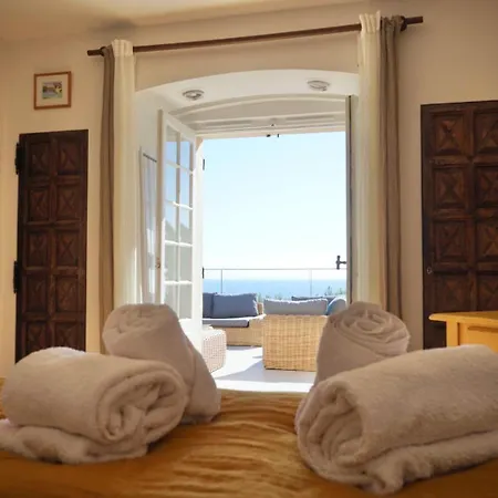 Grande Familiale Vue Avec Piscine - Domaine Prive A St Cyr Sur * Saint-Cyr-sur-Mer