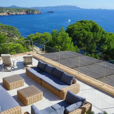 Grande Familiale Vue Avec Piscine - Domaine Prive A St Cyr Sur Villa