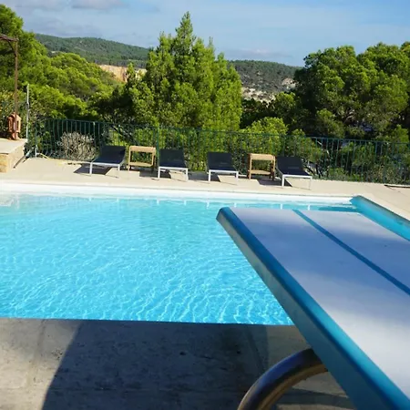 Grande Familiale Vue Avec Piscine - Domaine Prive A St Cyr Sur Villa