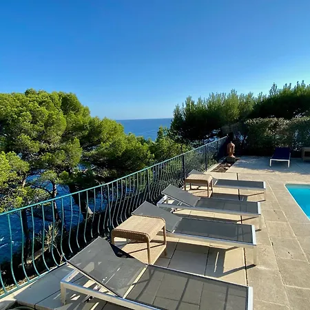 Grande Familiale Vue Avec Piscine - Domaine Prive A St Cyr Sur